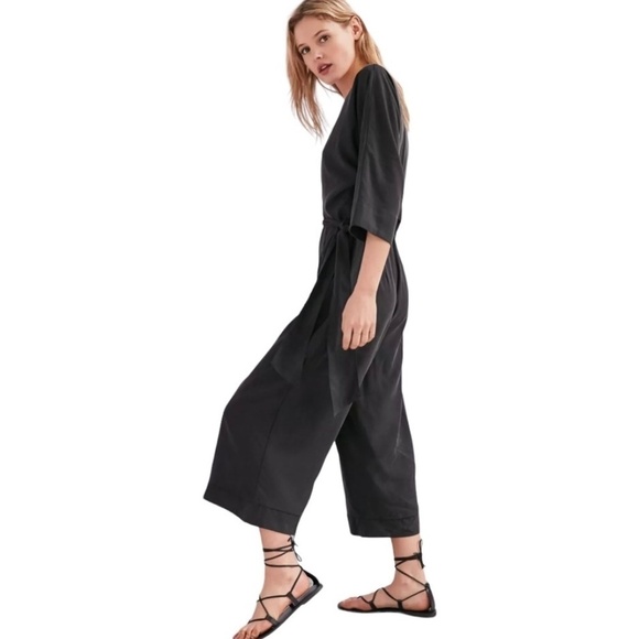URBAN OUTFITTERS Silence Noise Wide Leg Kimono Wrap Crop Culotte Jumpsuit - Picture 2 of 14